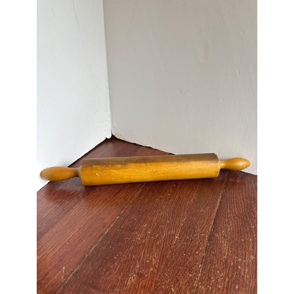 Vintage Wooden Rolling Pin 18 Inch Classic Farmhouse Kitchen Baking Tool